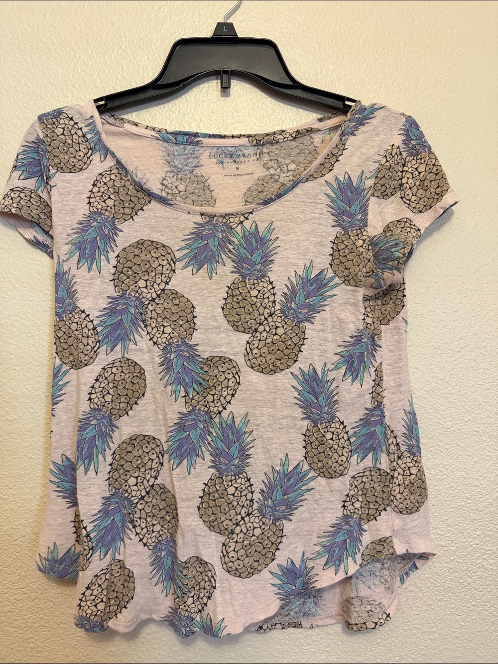 Lucky Brand Light Pink Pineapple Pattern Short Sleeve Tee
